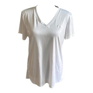 NWOT Women's white Under Armour v-neck shirt size large